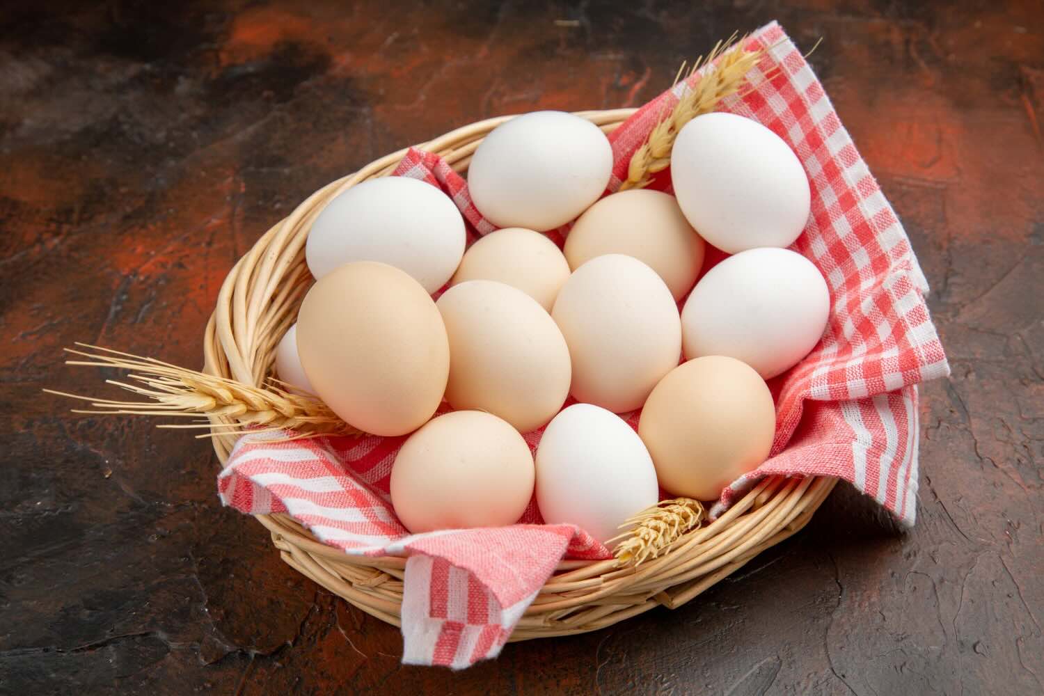 10 Foods With More Protein Than Eggs